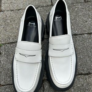 Marc Fisher White and Black Flats with removable felt tongue pads